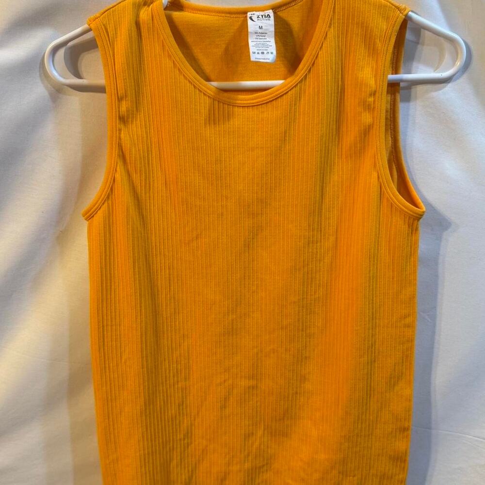 Zyia yellow ribbed tank top